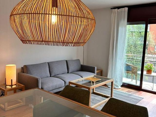 Piso en alquiler en plaza Can Quiteria, Sant Cugat del Vallès, de 85 m² 3 habitaciones por 2.900