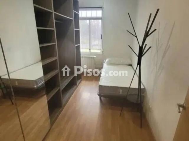 Piso en alquiler en Plaza de Canido