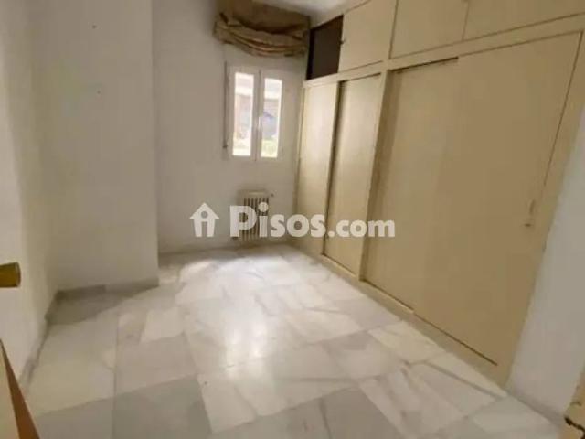 Piso en alquiler en Plaza de Colón