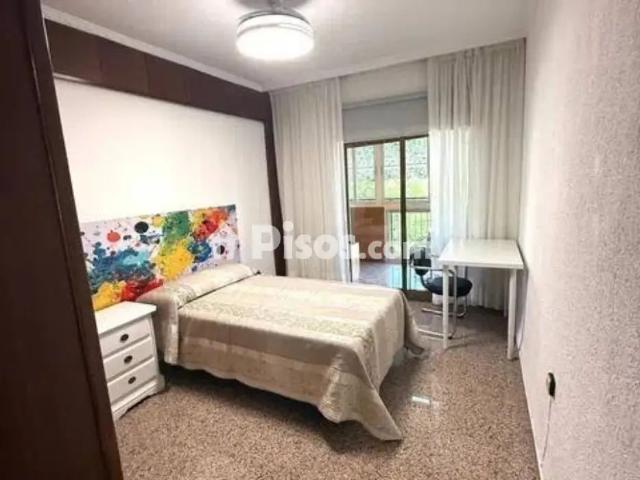 Piso en alquiler en Plaza de Santoña