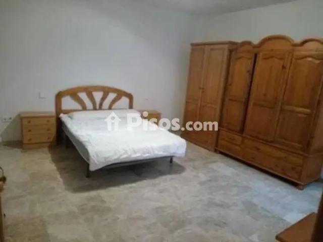 Piso en alquiler en Plaza de Toros La Guija Santa María Ciudad Jardín Los Rosales