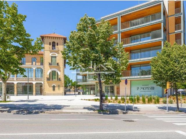 Piso en alquiler en plaza Del Mil·Lenari de Catalunya, Vic, de 90 m² 3 habitaciones por 1.750