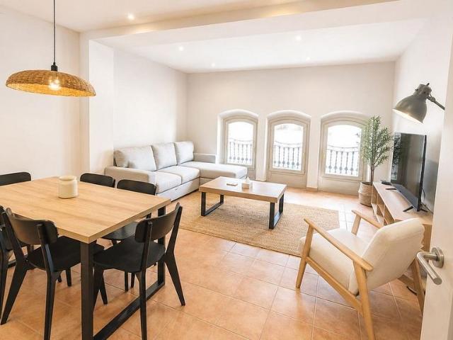 Piso en alquiler en plaza Espanya, Tossa de Mar, de 60 m² 2 habitaciones por 8.500