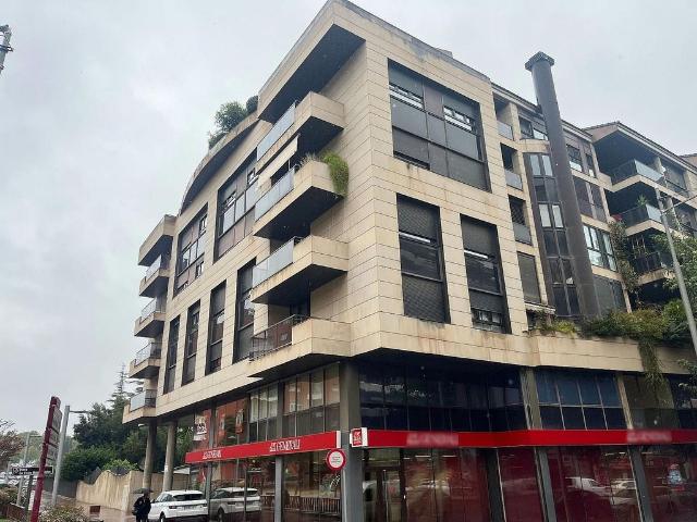 Piso en alquiler en plaza Víctor Mateu i Moles, Lleida, de 103 m² 2 habitaciones por 1.125