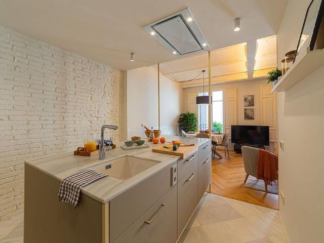 Piso en alquiler en plaza Vila de Madrid, Barcelona, de 82 m² 2 habitaciones por 2.500