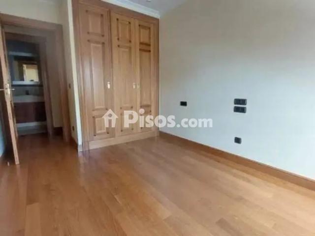 Piso en alquiler en Praza España Zona Corte Inglés