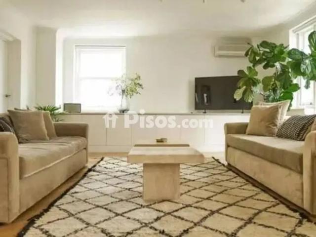 Piso en alquiler en Recoletos