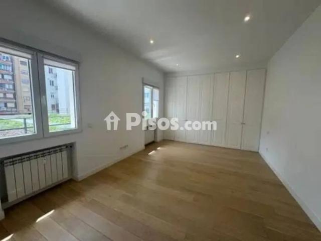 Piso en alquiler en Recoletos