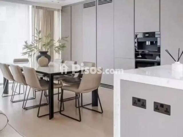 Piso en alquiler en Recoletos