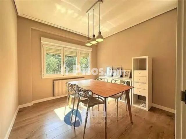 Piso en alquiler en Residencia