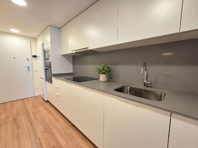 Piso en alquiler en ronda Barceló, Mataró, de 60 m² 2 habitaciones por 1.900