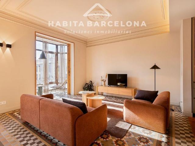 Piso en alquiler en ronda De la Universitat, Barcelona, de 159 m² 2 habitaciones por 3.750