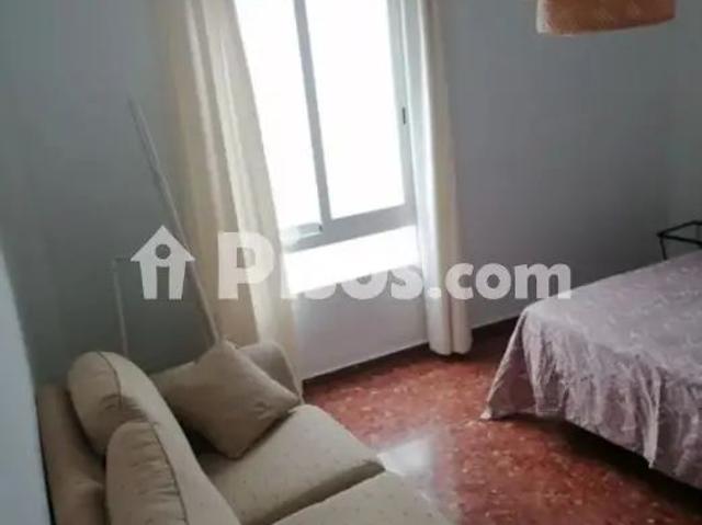 Piso en alquiler en Ronda de los Tejares, 18