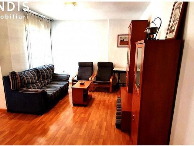 Piso en alquiler en ronda Gran Passeig de, Lleida, de 108 m² 4 habitaciones por 1.000
