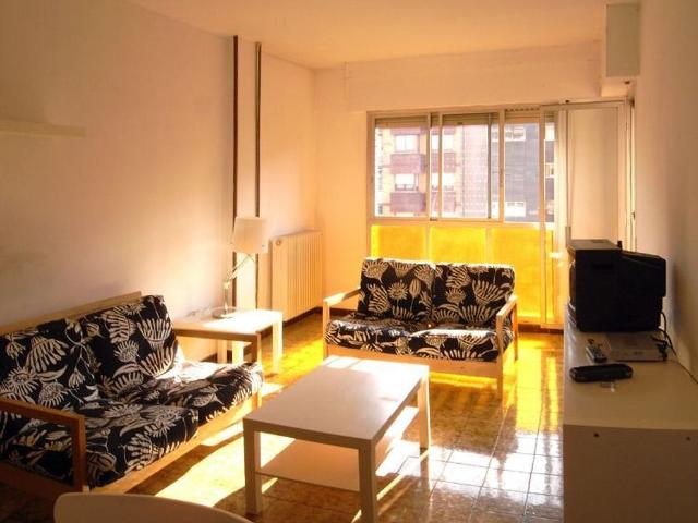 Piso en alquiler en ronda Gran Passeig de, Lleida, de 115 m² 4 habitaciones por 850