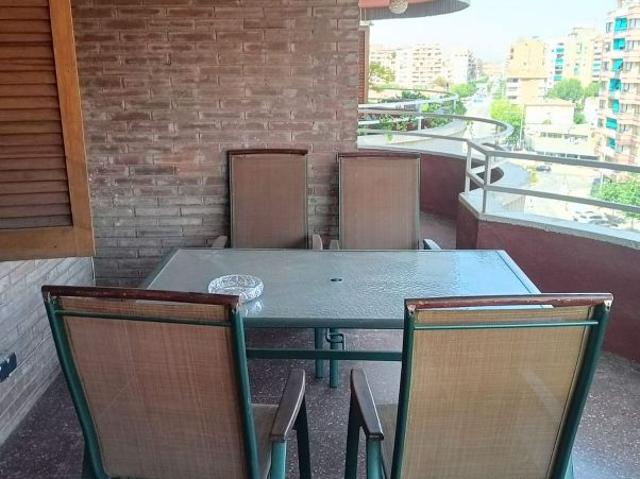 Piso en alquiler en ronda Gran Passeig de, Lleida, de 126 m² 4 habitaciones por 915