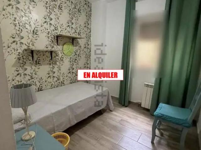Piso en alquiler en Ronda residencial