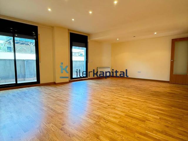 Piso en Alquiler en Rosselló