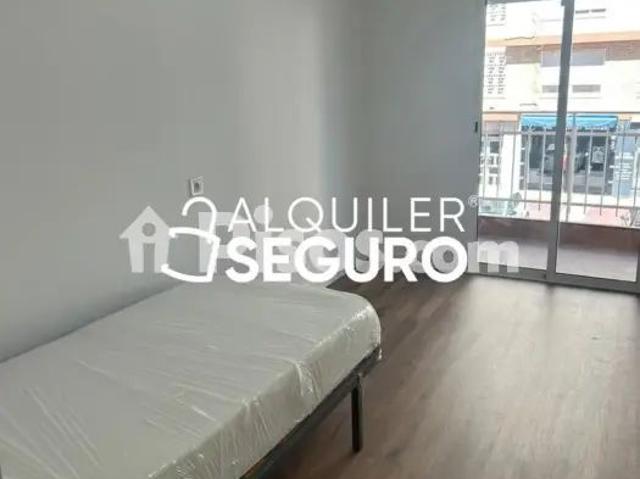 Piso en alquiler en Sur