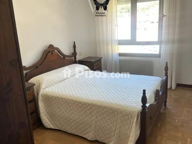 Piso en alquiler en Salas