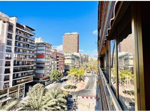 Piso en Alquiler en San Juan de Alicante, Alicante