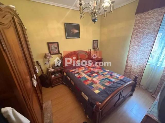 Piso en alquiler en San Mamés La Palomera