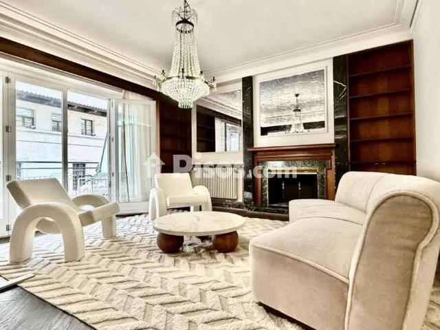 Piso en alquiler en Sant Nicolau