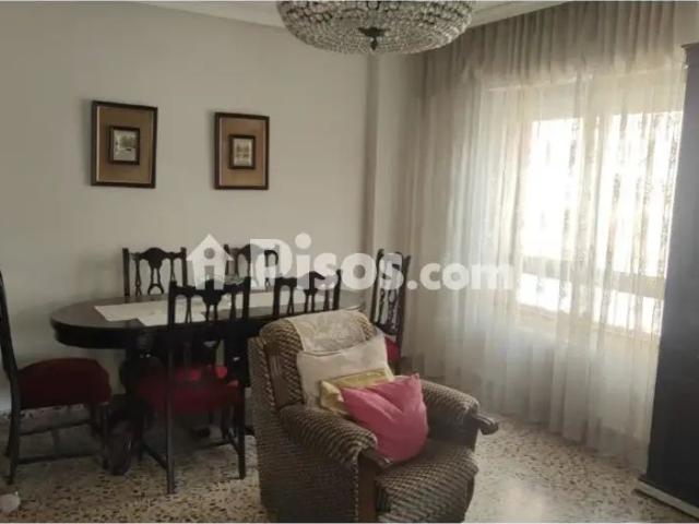 Piso en alquiler en Santa Ana