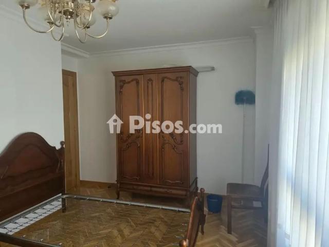 Piso en alquiler en Santa Ana