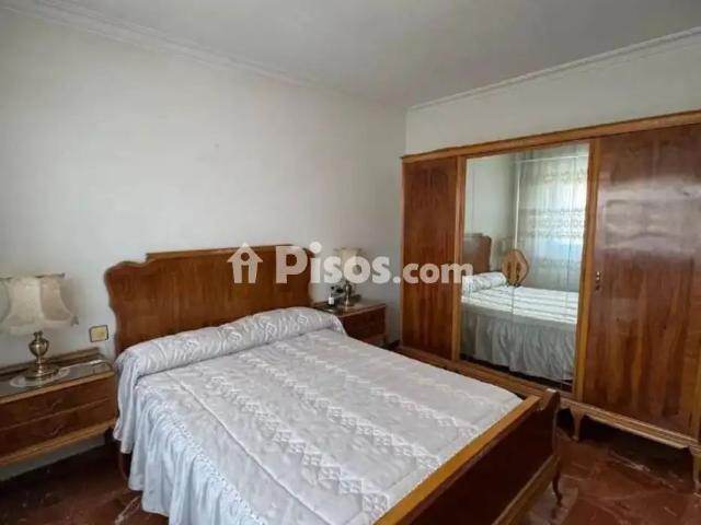 Piso en alquiler en Santa Ana
