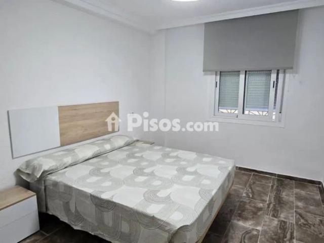 Piso en alquiler en Santa Ana