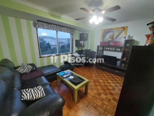 Piso en alquiler en Santa Cecilia