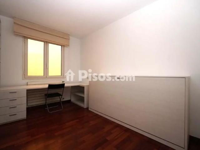 Piso en alquiler en Santa Coloma