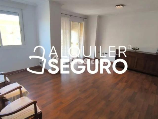 Piso en alquiler en Santa Justa Miraflores Cruz Roja