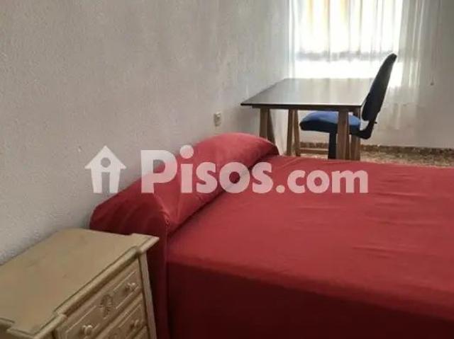 Piso en alquiler en Santa Rosa Valdeolleros