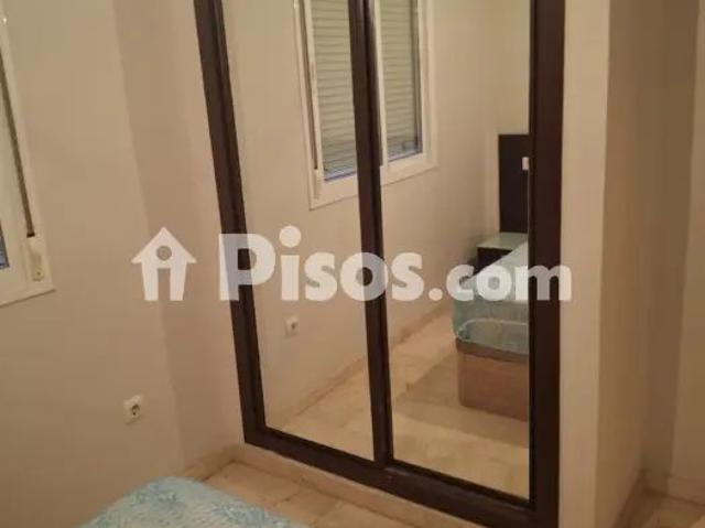Piso en alquiler en Santa Rosa Valdeolleros
