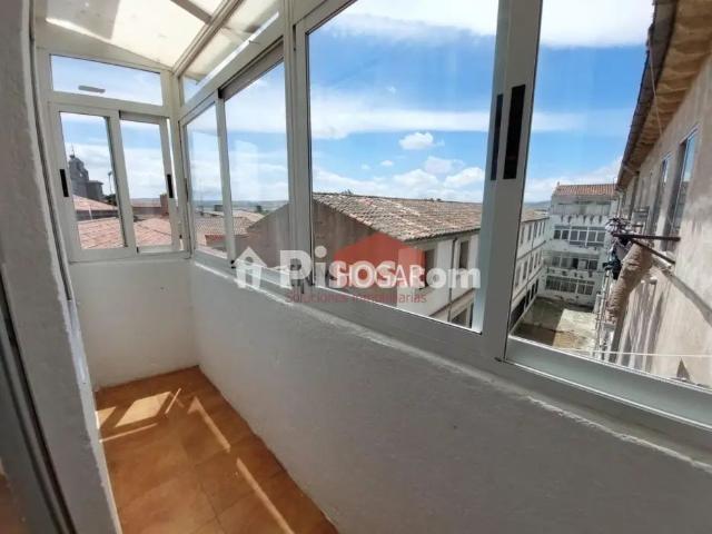 Piso en alquiler en Santo Tomás