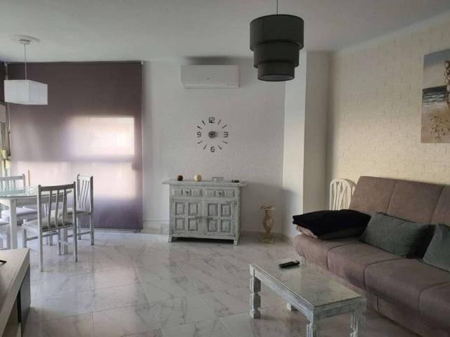 Piso en Alquiler en Torrox