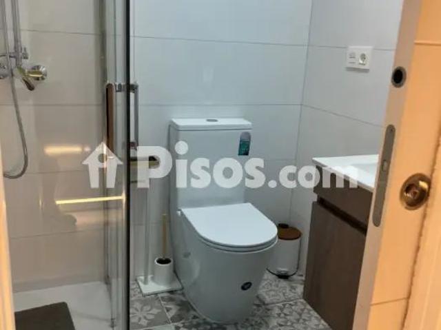 Piso en alquiler en Travesía de Parejos, 16