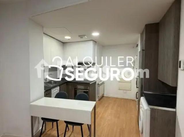 Piso en alquiler en Universidad