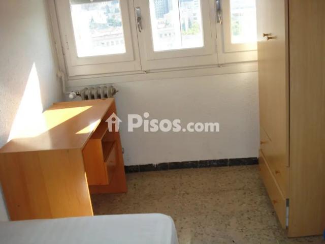 Piso en alquiler en Universidad