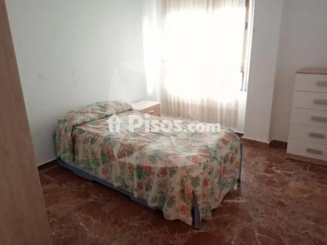 Piso en alquiler en Valdepasillas
