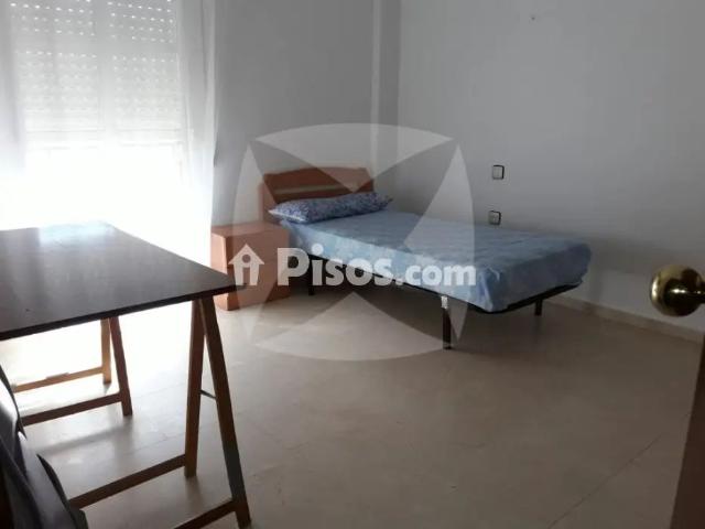 Piso en alquiler en Valdepasillas