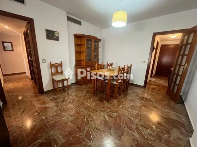 Piso en alquiler en Valdepasillas