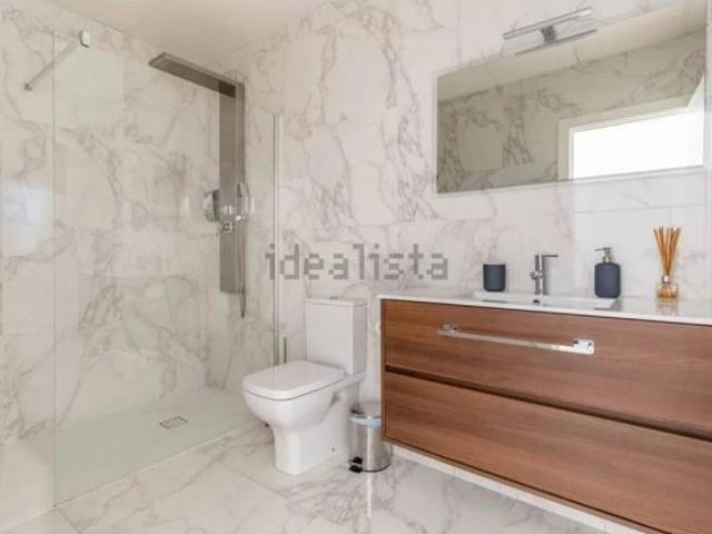 Piso en Alquiler en Valencia de las Torres, Valencia