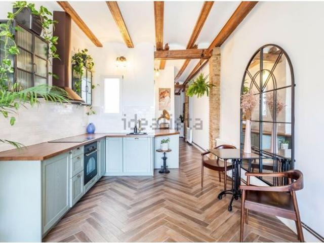 Piso en Alquiler en Valencia de las Torres, Valencia
