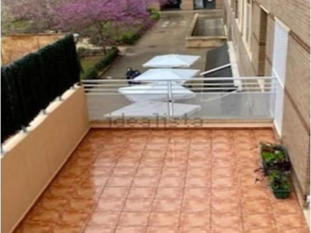 Piso en Alquiler en Valencia de las Torres, Valencia