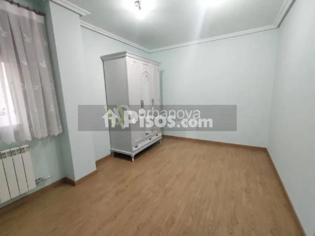 Piso en alquiler en Varea