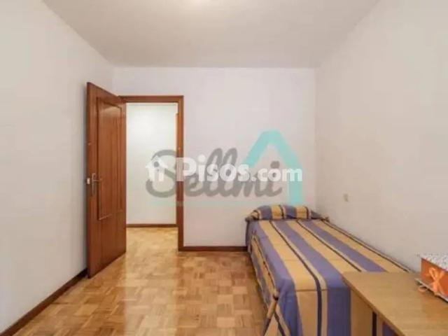 Piso en alquiler en Ventanielles