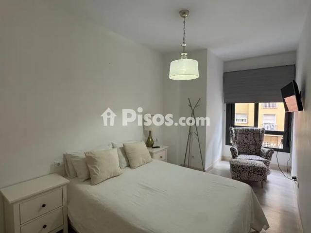 Piso en alquiler en Vialia